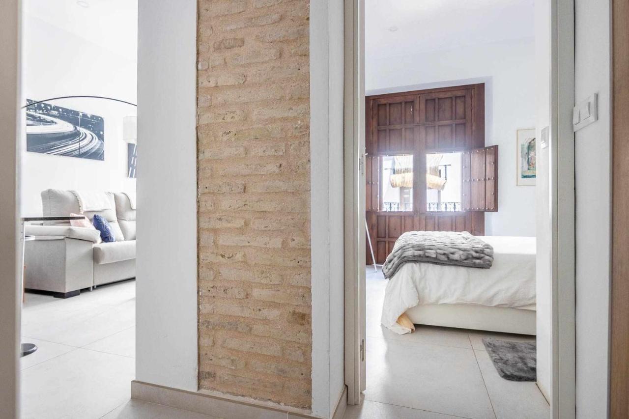 Comfy Away - Apartamento Exclusivo Mercado De Triana Con Balcon Sevilla Exteriör bild