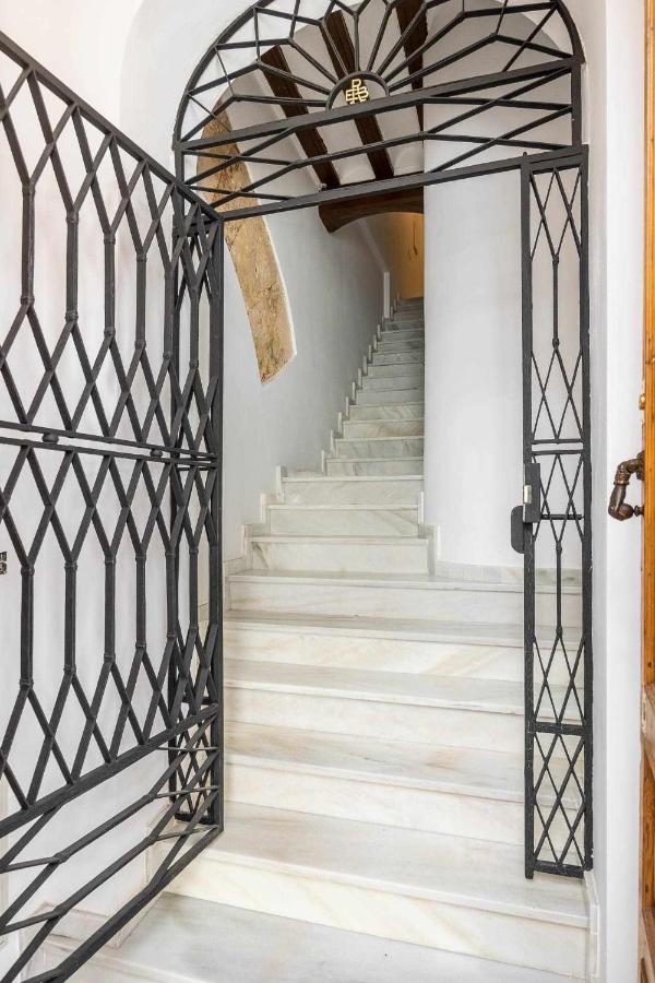 Comfy Away - Apartamento Exclusivo Mercado De Triana Con Balcon Sevilla Exteriör bild