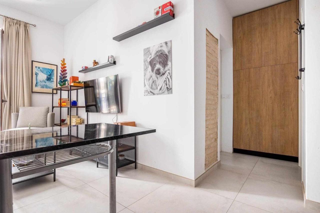 Comfy Away - Apartamento Exclusivo Mercado De Triana Con Balcon Sevilla Exteriör bild