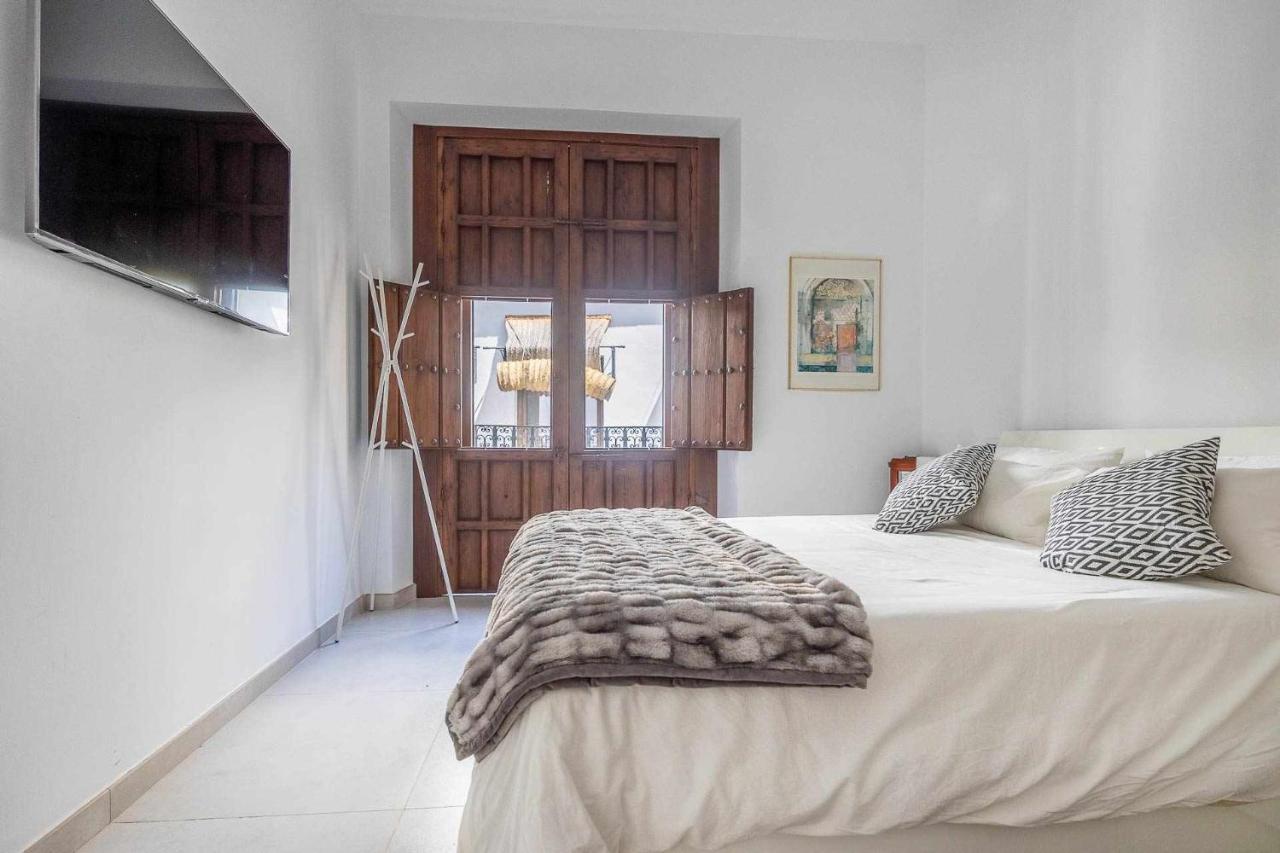 Comfy Away - Apartamento Exclusivo Mercado De Triana Con Balcon Sevilla Exteriör bild